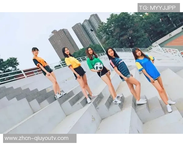 最美足球宝贝展现青春风采与运动激情的完美结合